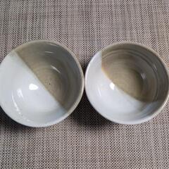 茶碗と小鉢のセットの画像