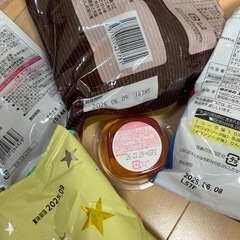 お菓子大量の画像