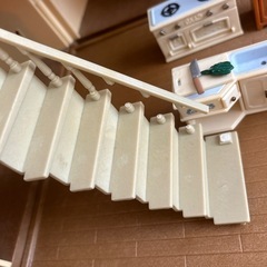 シルバニアファミリー　まとめ売り　赤い屋根の大きなお家　にじいろようちえんバスの画像