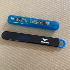 子供用　はみがきケースとミズノお箸ケースの画像