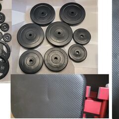 【総額95,000円相当】ウエイトプレート、バー、ベンチ、プレートラックの画像