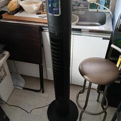 リビングスリム扇風機　ダイニングの画像