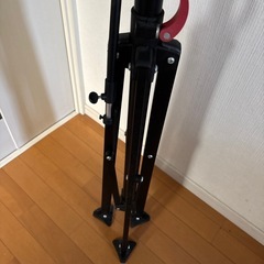 自転車の整備スタンドの画像