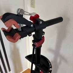自転車の整備スタンドの画像