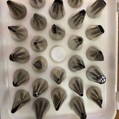 生クリーム搾り口金　26個セットの画像