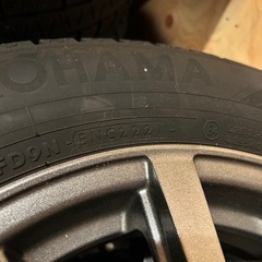 ヴォクシー　スタッドレス3シーズンの画像
