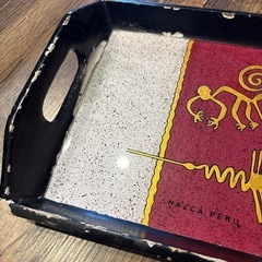 ナスカの地上絵　トレーの画像