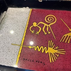 ナスカの地上絵　トレーの画像