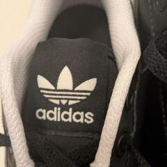 adidas美品スニーカーの画像