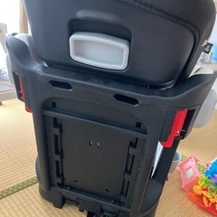 チャイルドシート　joieの画像