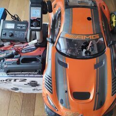 Inferno GT2 ＆ Inferno、各１機のシャーシとプロポのセットの画像