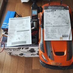 Inferno GT2 ＆ Inferno、各１機のシャーシとプロポのセットの画像