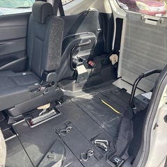 シエンタ　2万キロ走行　車イス使用の画像