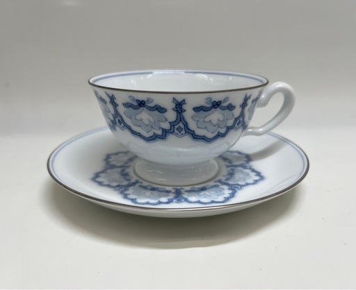 ☆ドリーム荒牧店☆ジモティー割引有☆ 大倉陶園/呉須正倉院/カップ&ソーサー