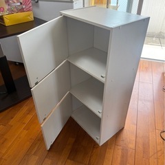 収納ボックスの画像