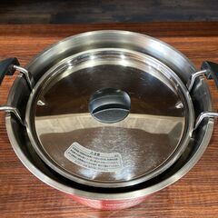 極美品 サーモス 真空保温調理器シャトルシェフ 2.8L KBJ-3001 R レッドの画像