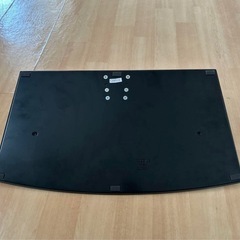 シャープ 55インチ用 黒い湾曲テレビスタンドの画像