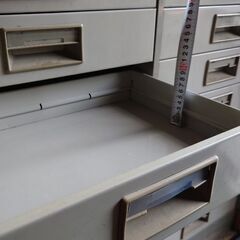 スチール　キャビネット　の画像