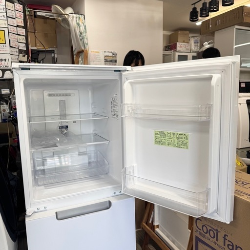 【超美品‼️】シャープ 2021年製 152Lノンフロン冷凍冷蔵庫 プレーンリー 高級ガラスドア プラズマクラスター搭載 ホワイト♪