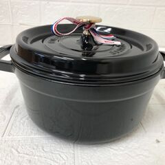 A）Staub ストウブ ラウンドココット 22cm シャイニーブラックの画像
