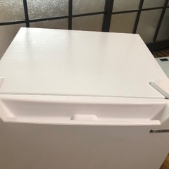 小型冷蔵庫46L、2023年製の画像