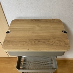 ニトリ　3段ワゴン　滑り止め棚付きの画像