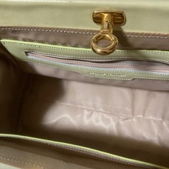 GENUINE LEATHER ハンドバッグ　イタリア製の画像