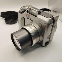 OLYMPUS オリンパス デジタルカメラC-730 Ultra Zoomの画像