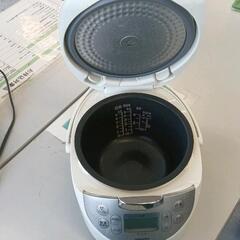 0826-067 TOSHIBA　炊飯器　5.5合炊きの画像