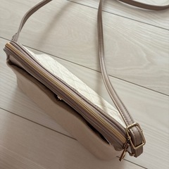 grove ショルダーバッグの画像