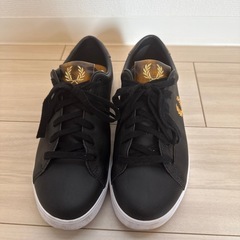 FRED PERRY 女性向けの画像