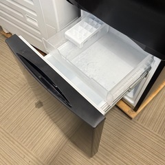 【超美品‼️】東芝 2022年製 153Lノンフロン冷凍冷蔵庫 2ドア冷蔵庫 セミマットブラック♪の画像