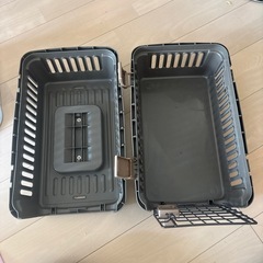 ペットキャリー
の画像