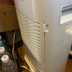 【お話中】ジャンク　アイリスオーヤマ　除湿機の画像