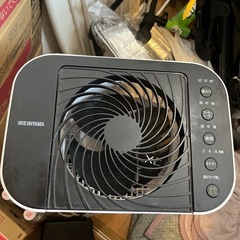 【お話中】ジャンク　アイリスオーヤマ　除湿機の画像