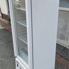 【動確済み】美品 ホシザキ 2019年 業務用 冷蔵ショーケース USB-50BTL 135L 500×490×1520(mm) 厨房機材 小型ショーケース 厨房機器 大阪の画像