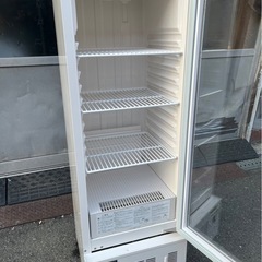 【動確済み】美品 ホシザキ 2019年 業務用 冷蔵ショーケース USB-50BTL 135L 500×490×1520(mm) 厨房機材 小型ショーケース 厨房機器 大阪の画像