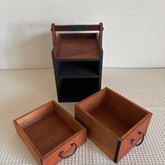 アンティーク和風な木製持ち手付き引き出し2段箱　手提げ箱　お裁縫箱？小物入れ？の画像