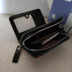 ✦✦新品レザー2つ折り財布✦✦の画像