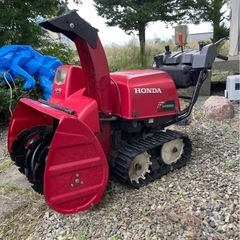 ホンダ製ハイブリッド除雪機「スノーラi HSS970i」の画像