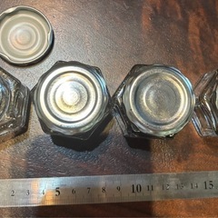 ガラスの小瓶 ガラス保存容器 4個セットの画像