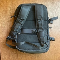 多機能ナイロンリュック 31L 黒の画像