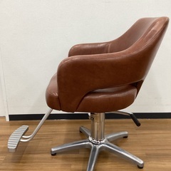 【トレファクマーケット久喜店】バーバーチェアの画像