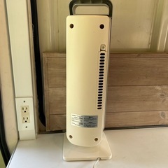 ミニタワーファン　小型扇風機　の画像