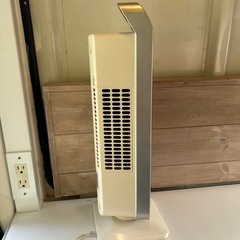 ミニタワーファン　小型扇風機　の画像
