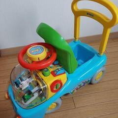 乗り物おもちゃ トーマス 足蹴りおもちゃ の画像