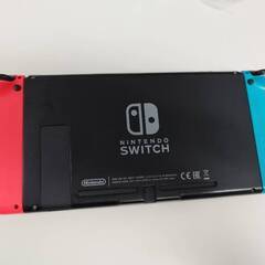 Nintendo Switch HAC-001〈2017年製〉/ニンテンドースイッチの画像
