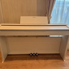 電子ピアノ　カシオ　PriviAの画像