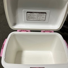 H2508-740 クーラーボックス キズ汚れ有りの画像