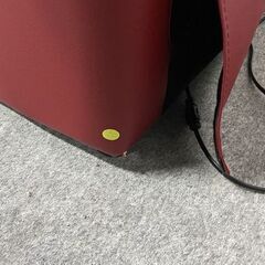 ニトリ/NITORI 電動リクライニングソファ 二人掛け ストラス 本革 レッド ユニットテーブル付き 中古家具 店頭引取歓迎 R10012の画像